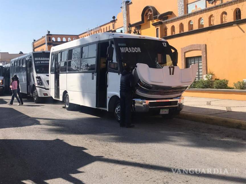 Presentan camiones prestados para lograr aumento a tarifa