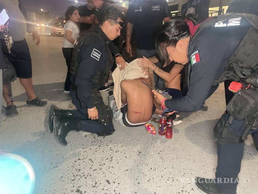 Joven de 17 años es atacado a machetazos por pandilleros en Saltillo