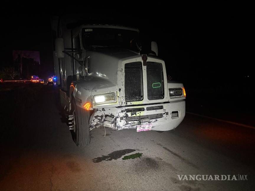 $!Elementos de la Guardia Nacional tomaron conocimiento del accidente para iniciar las investigaciones correspondientes.
