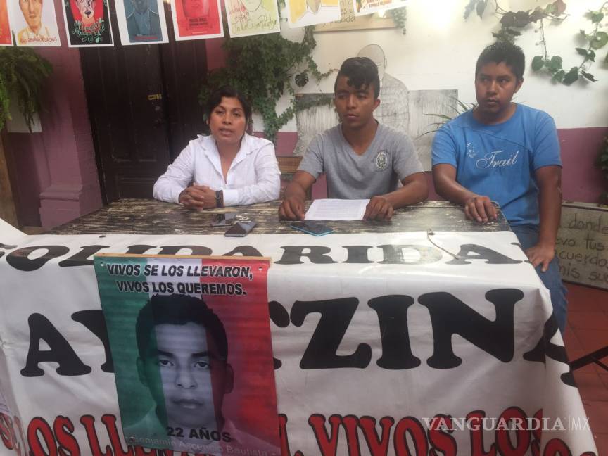 $!Desde Saltillo, anuncian padres de los 43 de Ayotzinapa movilizaciones a nivel nacional