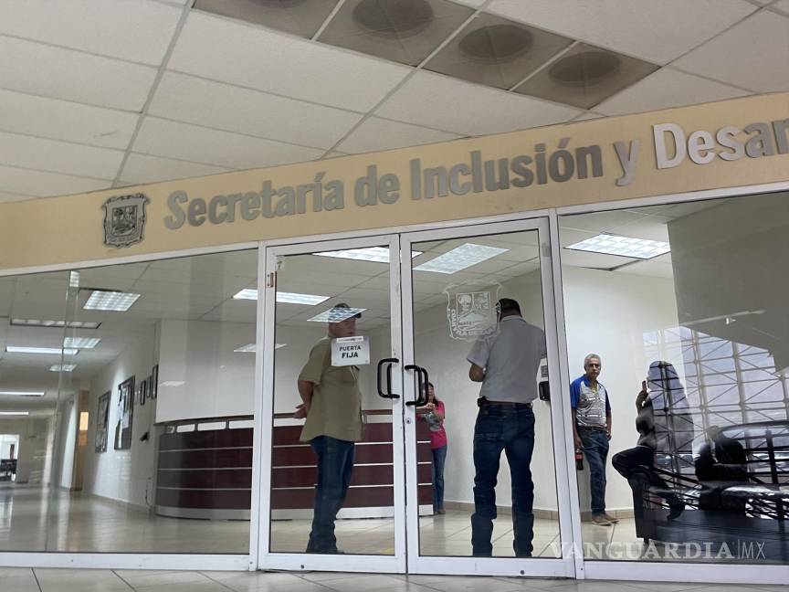 Fallece hombre en oficinas del Centro de Gobierno, en Saltillo