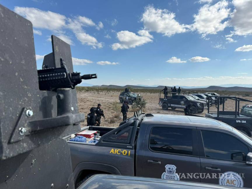 $!Elementos de la Policía Estatal patrullan caminos rurales durante los operativos coordinados en la región centro.