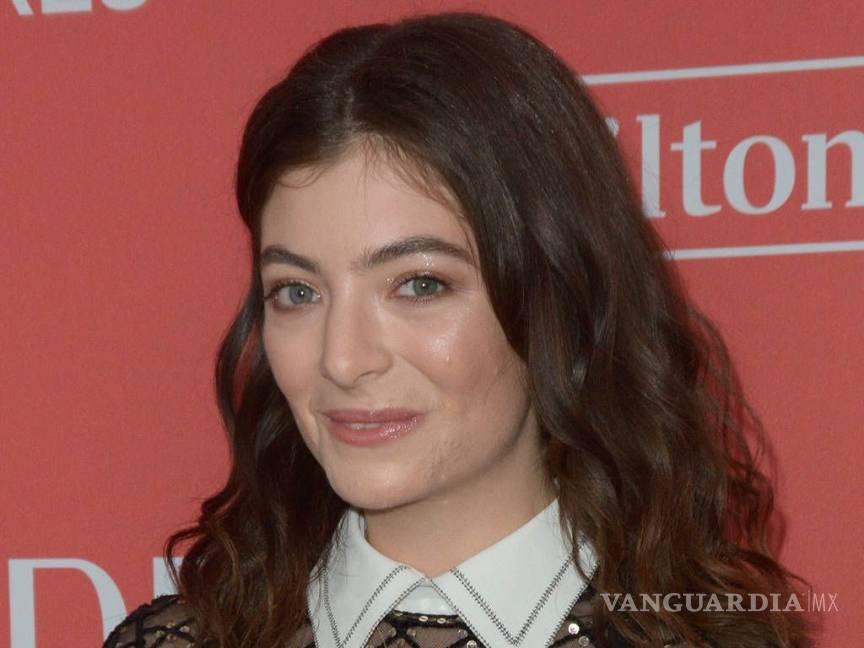 $!Lorde: 'Tener acné es un asco'