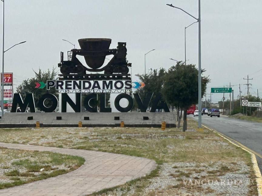 $!El paso de connacionales fortaleció la actividad económica regional.