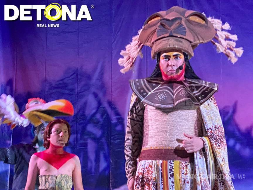 $!Plácido Garza detona su crónica de un clásico del teatro musical y hace analogía con la política actual.