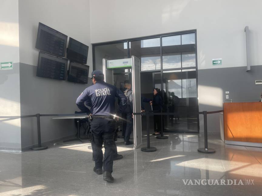 Realizan operativo para trasladar a secuestradores, en Saltillo