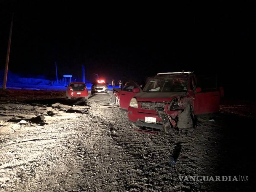 Chocan de frente en la carretera a Zacatecas y viven para contarlo; sufren heridas leves