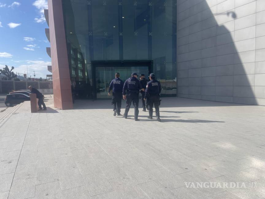 Realizan operativo para trasladar a secuestradores, en Saltillo