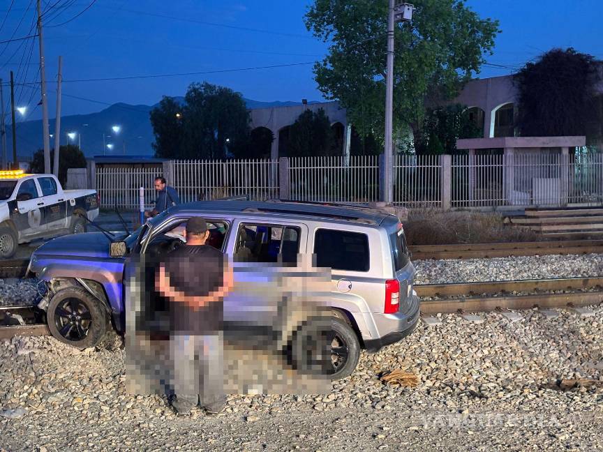 $!El conductor perdió el control tras presuntamente conducir en estado de ebriedad y a exceso de velocidad.