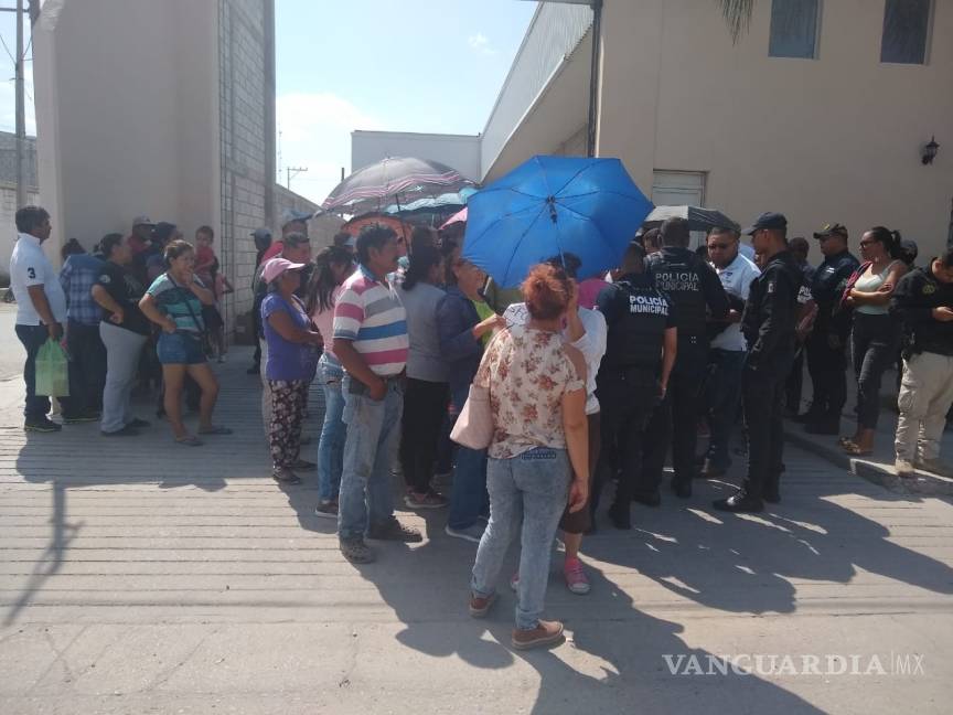 $!Comunidad protesta porque no se les considera en la ruta de camión Torreón-San Pedro