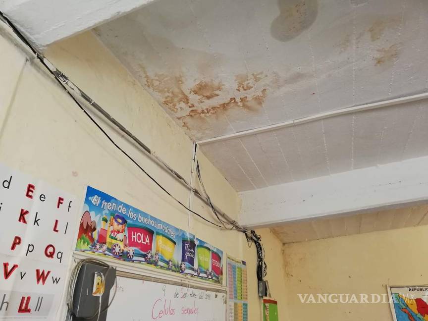 $!Denuncia malas condiciones de la escuela primara Jonás Edward Salk de Torreón