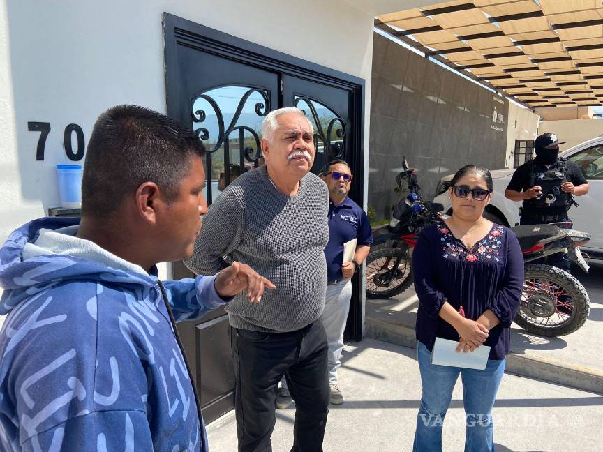 Madre interna a su hijo en anexo de Monclova, padre se molesta y exige se lo entreguen (video)