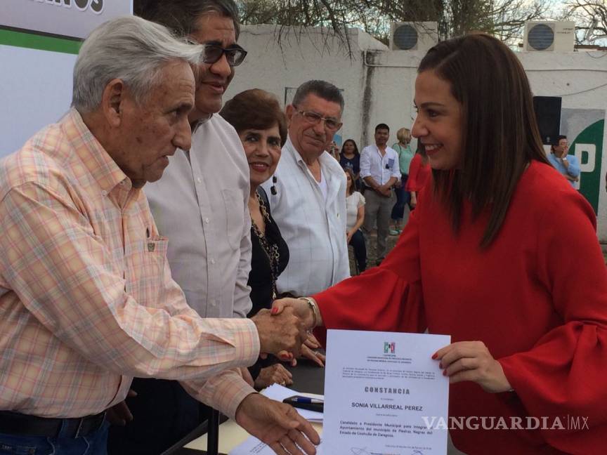 $!Elige PRI a 17 candidatos para alcaldías de Coahuila; Gutiérrez Jardón va por Torreón