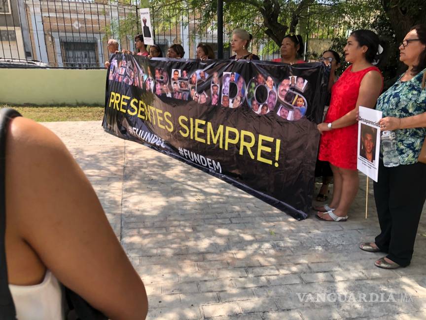 $!'¡Vivos se los llevaron, vivos los queremos!': Madres de Coahuila parten a la CDMX a marcha del 10 de mayo