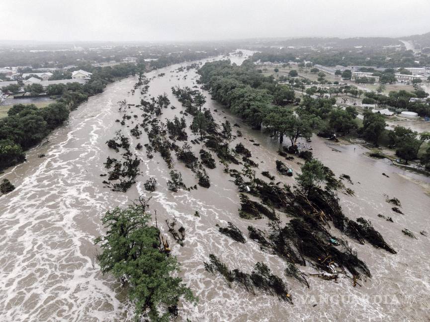 $!En las inundaciones del condado de Kerr no hubo sirenas ni monitores de inundación; solo hubo alertas de texto que llegaron tarde a algunos residentes y que otros ignoraron o pasaron desapercibidas.