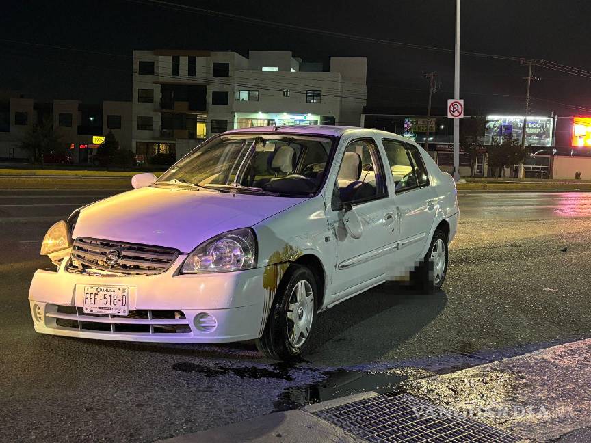 $!La unidad siniestrada fue retirada por una grúa y puesta a disposición del Ministerio Público.