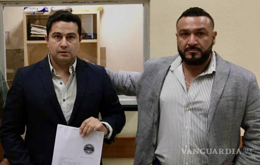 $!Daniel Hinojosa y José Múzquiz, dos de los muchos falsos activistas. Pregúntenles qué fue de sus pomposas iniciativas y propuestas. NADA, NADA, NADA.