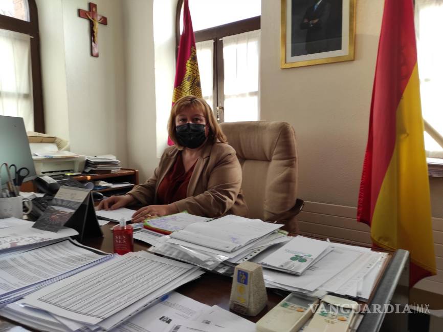 $!La alcaldesa de El Toboso en su despacho en el Ayuntamiento conversa con EFE. EFE/Amalia González Manjavacas