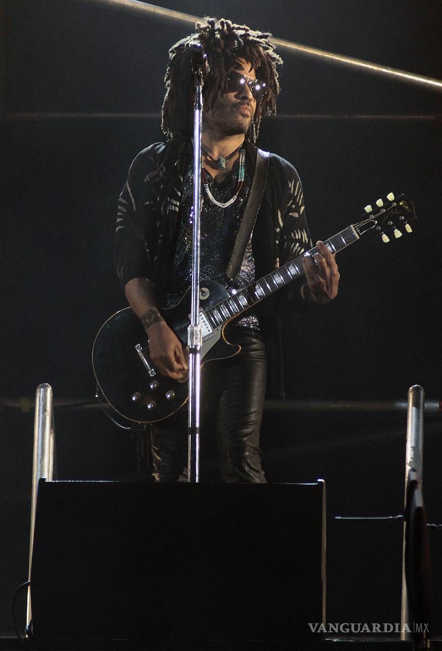 $!Lenny Kravitz conquista Monterrey