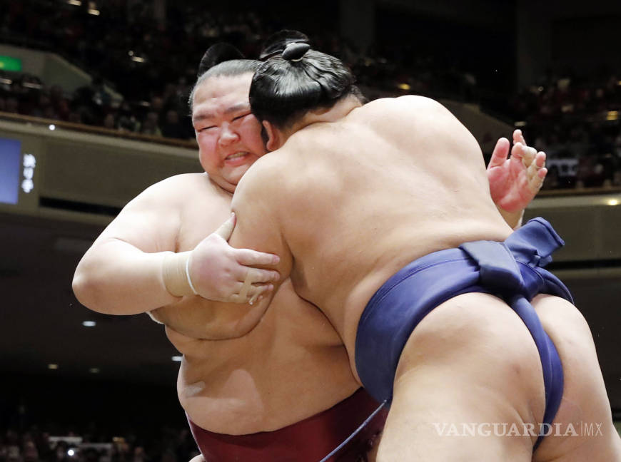 $!Kisenosato, el “gran campeón” de sumo anuncia su retiro