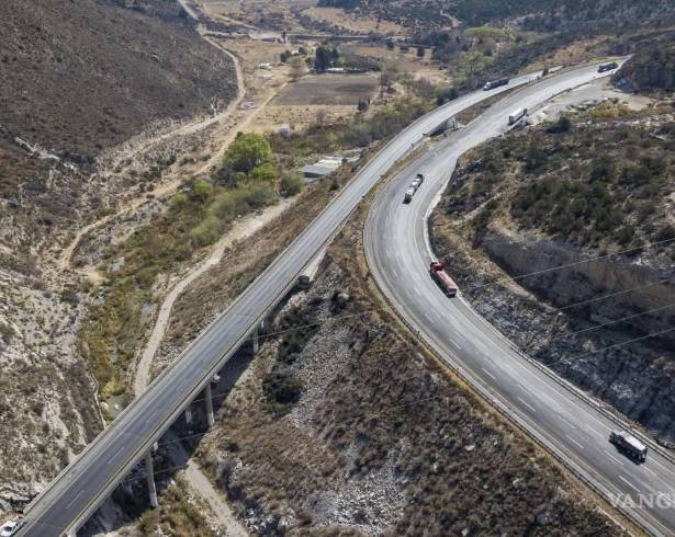 Este tramo carretero en el Sureste de Coahuila sigue cobrando vidas sin que haya una corrección a fondo de su trazo, a pesar que los peajes han aumentado hasta un 80 por ciento.