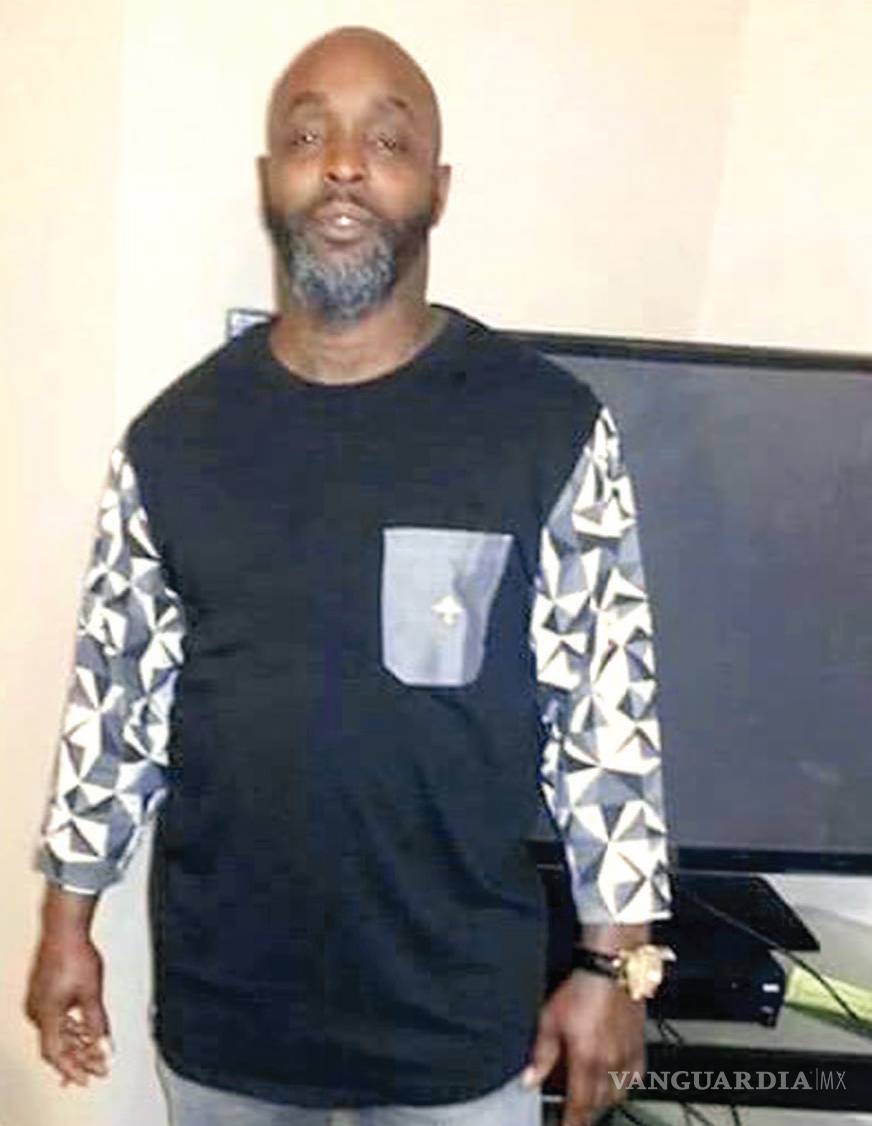 $!Policías matan a afroamericano armado en Texas