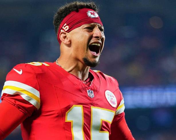 Patrick Mahomes apunta a regresar para el inicio de temporada ante los Broncos de Denver el 14 de septiembre.