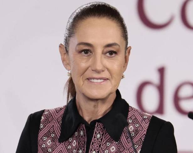 La presidenta Claudia Sheinbaum respondió a cuestionamientos por la reciente visita del pato “Merlín” a Palacio Nacional y las críticas que señalan la falta de una reunión pública con madres buscadoras.