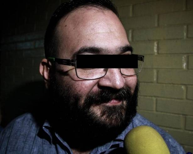 Al exgobernador de Veracruz, Javier Duarte de Ochoa, un juez federal le dictó prisión preventiva por el presunto desvío de 5 millones de pesos del erario.