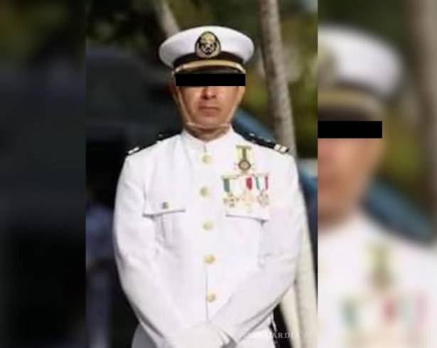 Un juez de distrito negó al vicealmirante Manuel Roberto Farías Laguna, acusado de encabezar una red de huachicol fiscal, su solicitud en un intento para ser reinstalado como miembro activo de la Marina.