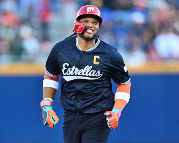 Robinson Canó conectó jonrón en el duelo que abrió el marcador en el Walmart Park.