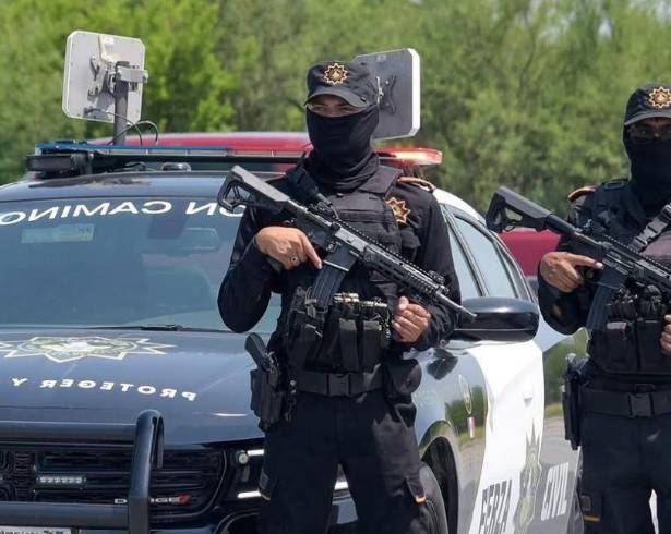 En los límites de Monterrey y San Pedro se registró un ataque a balazos en contra de un automóvil; dos personas perdieron la vida