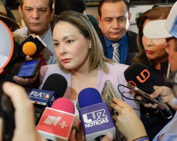 Yeraldine Bonilla, gobernadora interina de Sinaloa, afirmó no contar con información oficial sobre la entrega de Gerardo Mérida Sánchez a autoridades de Estados Unidos.