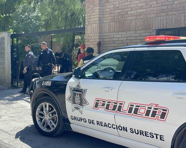 Elementos de seguridad acordonaron el domicilio ubicado en la colonia La Aurora tras el hallazgo.