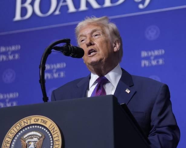 El presidente de Estados Unidos, Donald Trump, advirtió que el mundo sabrá en unos 10 a 15 días si se logra un acuerdo nuclear con Irán, en medio de tensiones militares crecientes y amenazas cruzadas que elevan el riesgo de un conflicto en Oriente Medio.