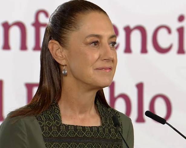 Claudia Sheinbaum felicitó a la Selección Mexicana tras vencer a Sudáfrica y aseguró que la victoria reflejó la unión y el orgullo nacional.