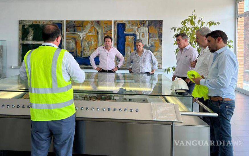 $!Una delegación de Agsal se encuentra visitando las plantas de Agbar.
