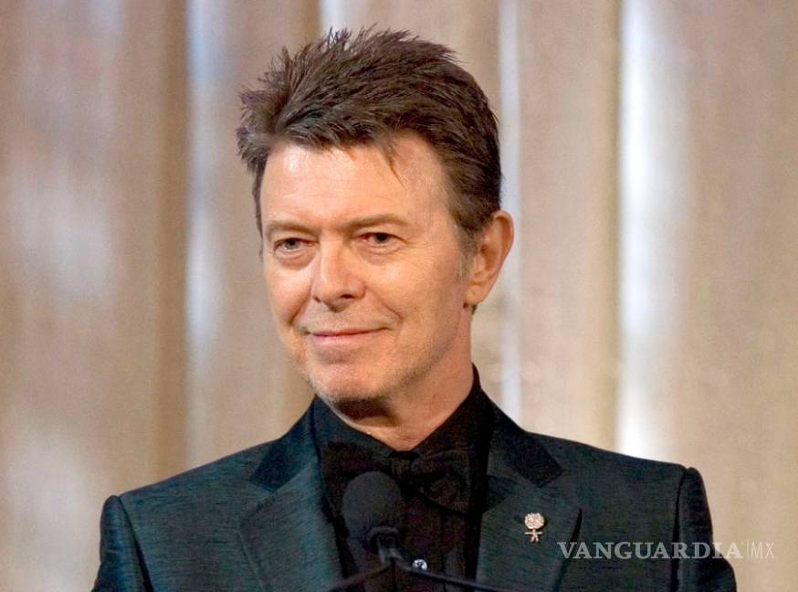 David Bowie opta a dos premios Brit un año después de su muerte