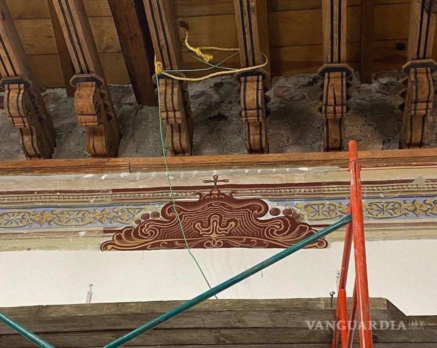 $!¿Y el INAH? Artista visual y tatuadora hace un ‘Ecce Homo’ y arruina histórica Capilla del Estado de México