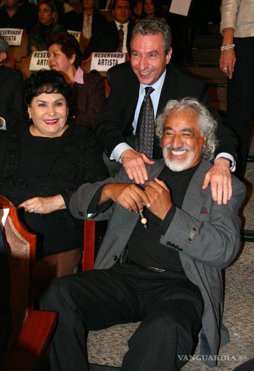 $!8 de agosto de 2008. Celebración del 283 aniversario de la Loteria Nacional. En la la imagen los actores Carmen Salinas, Cesar Costa y Rafael Inclán. Cuartoscuro/Saúl López