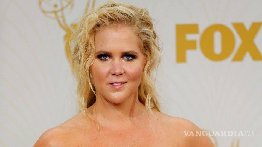 Amy Schumer defendió a su primo senador contra la crítica de Trump