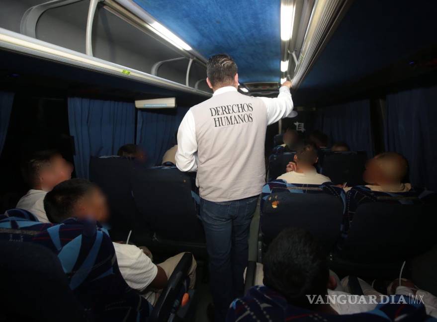 Trasladan a 150 reos del penal de Saltillo al penal de Monclova, para despresurizar ceresos