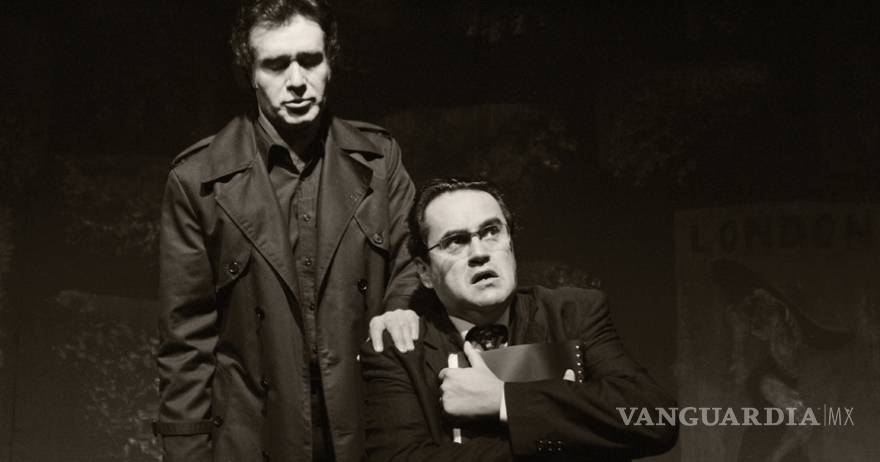 $!‘El teatro mueve el corazón’: Odiseo Bichir