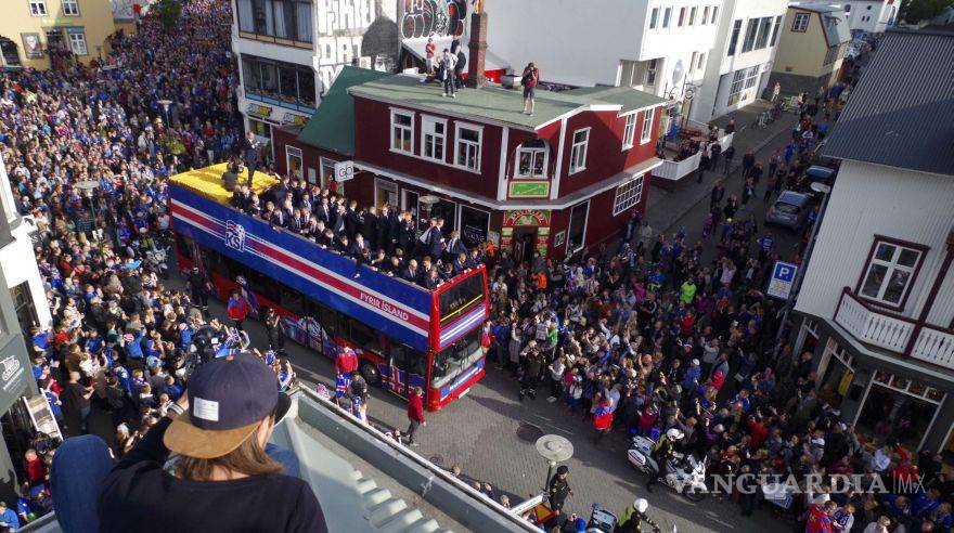 $!El Increible recibimiento a la selección de Islandia (video)