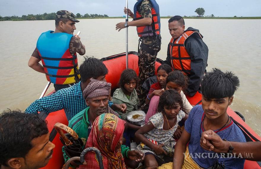 $!El desastre que es ignorado; inundaciones en India, Bangladesh y Nepal han dejado más de mil muertos