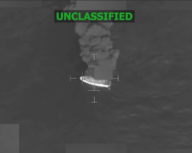 Las fuerzas armadas de EU destruyeron una nueva lancha supuestamente ligada al narcotráfico en aguas internacionales del Pacífico Oriental y mataron a las cuatro personas que tripulaban la nave.