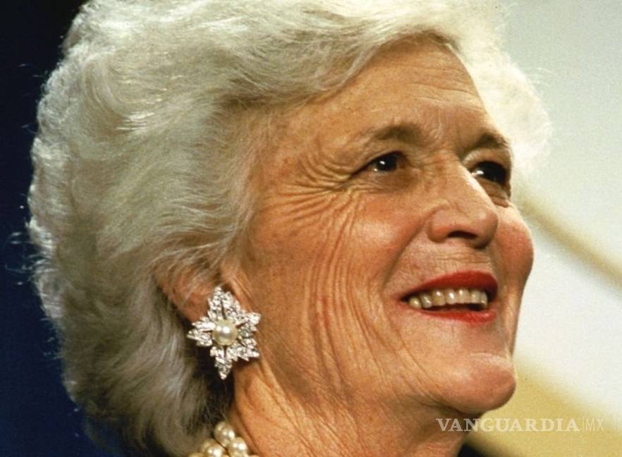 Barbara Bush, exprimera dama de EU, tiene graves problemas de salud