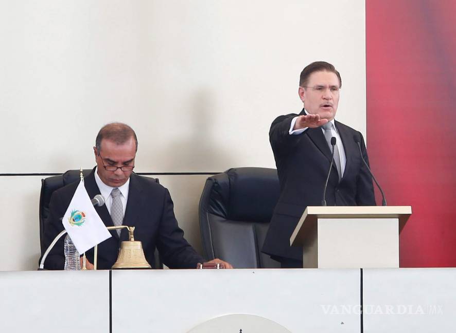 Se compromete gobernador de Durango a metrobús de La Laguna