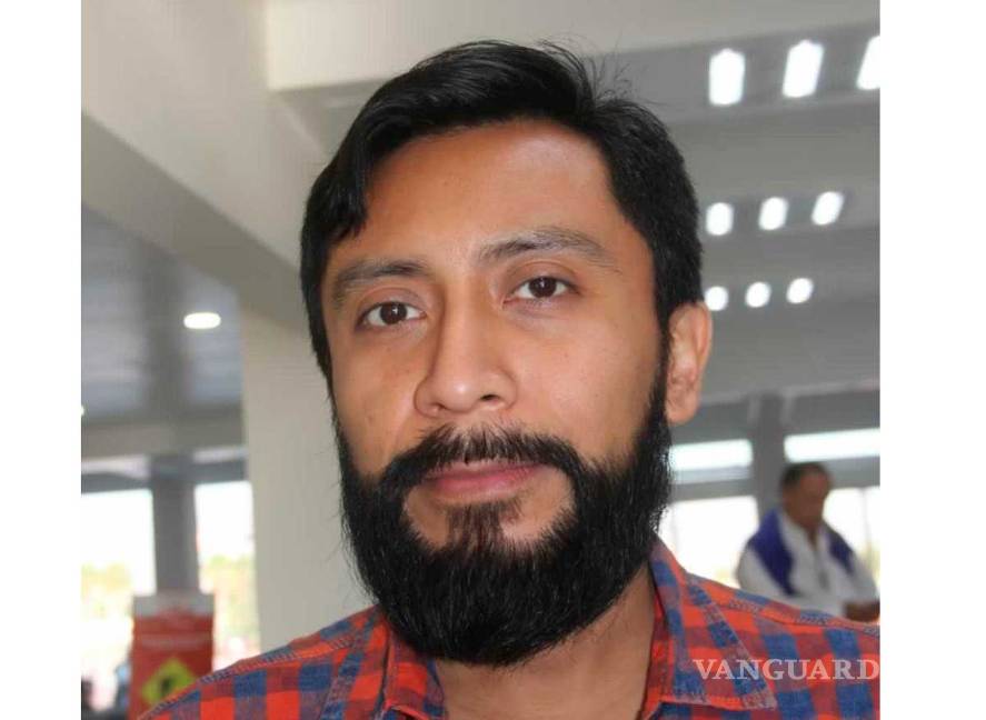 $!Desequilibrios en México existen por casas blancas y estafas maestras, no por migrantes: Alberto Xicoténcatl