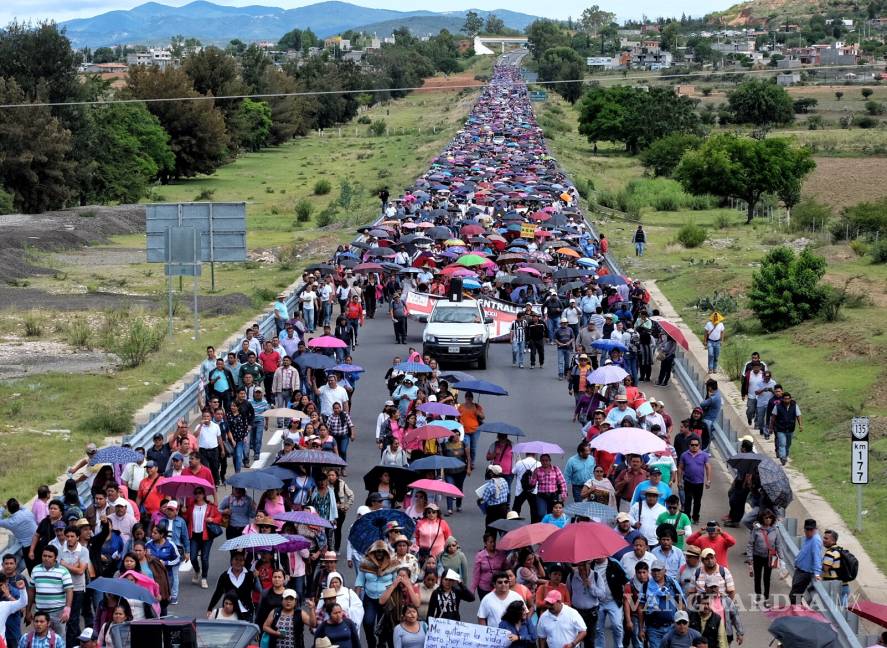$!CNTE presume sus bloqueos, marchas y paros por cancelación de reforma educativa
